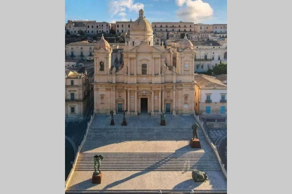 Ferienhaus Villa Piccola Casetta In Pieno Centro Noto Italien